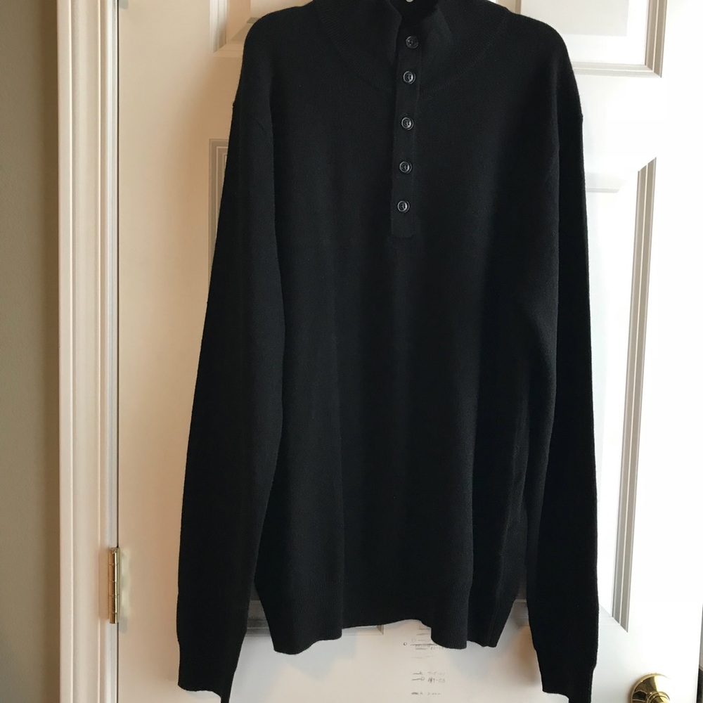Men’s sweater